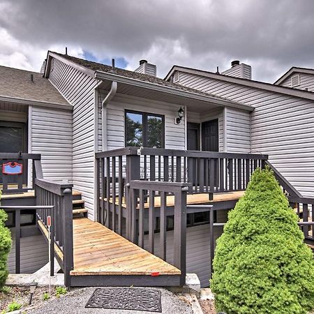 Beech Mountain Condo With Balcony, Walk To Resort! Luaran gambar