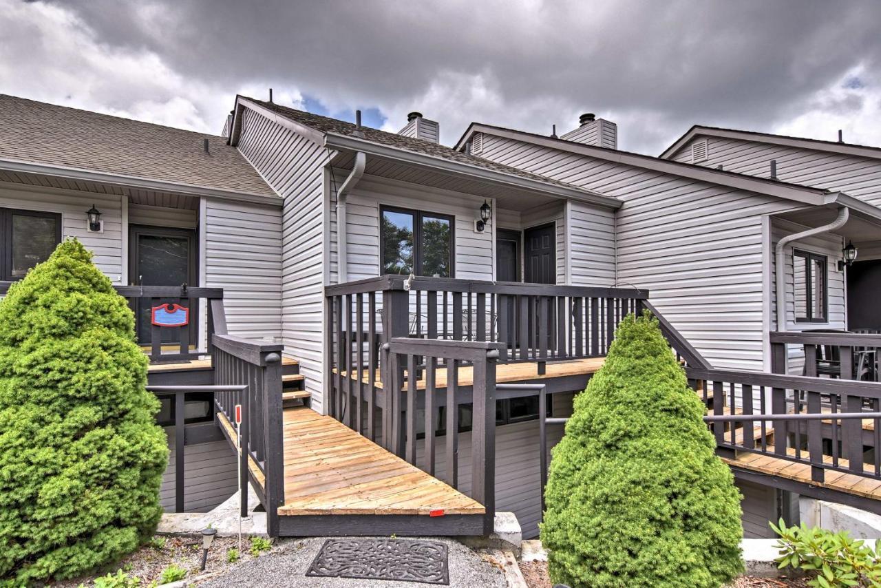 Beech Mountain Condo With Balcony, Walk To Resort! Luaran gambar